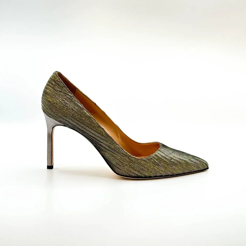 Manolo Pumps- Size 38.5 - Picture 4 of 8